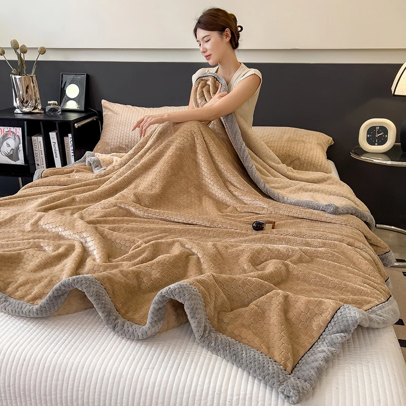 Turtle Velvet Autumn Winter Thicken Warm Blankets for Bed Soft Fluffy Coral Velvet Sofa Blanket Jacquard Throws and Blankets