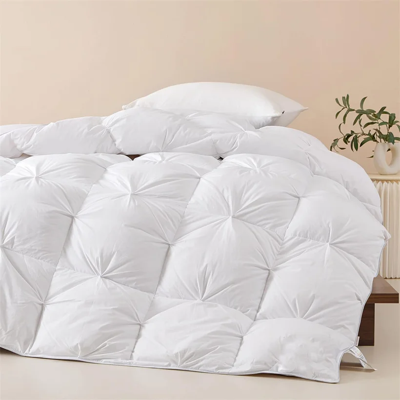 High End White Goose Dwon Comforter 3D Fluffy Luxury Duvet Insert Quilted Five-Star Hotel Winter Thick Cozy Quilt Customized