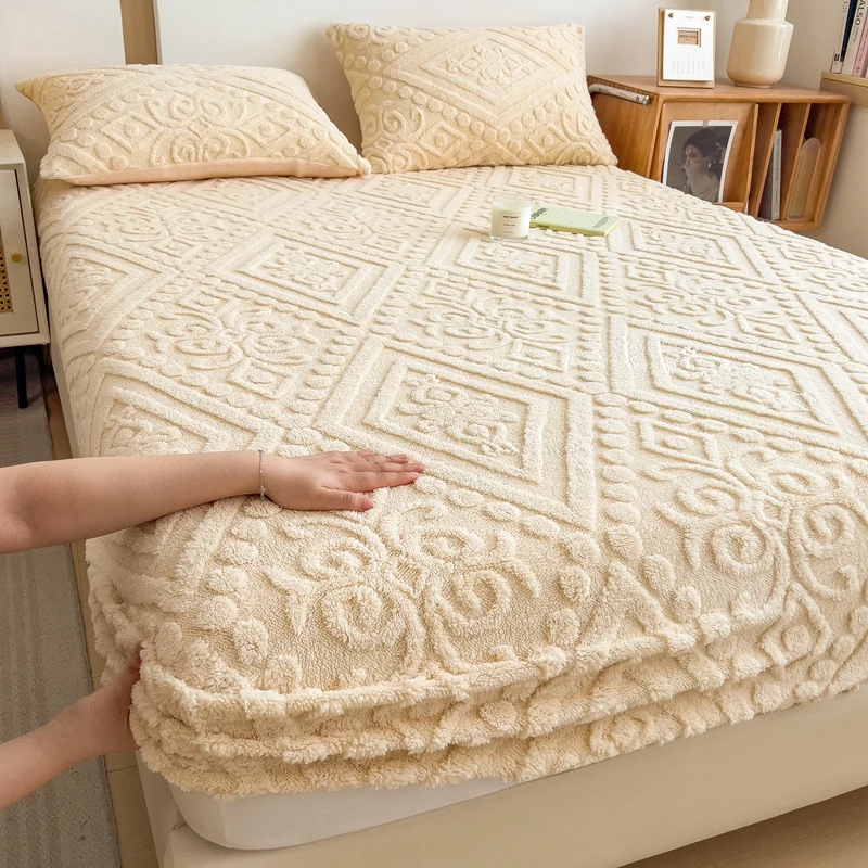 Thermal Velvet Mattress Cover Plush Warm Fitted Sheet for Autumn Winter Non Slip Bed Cover for Single Double King Queen Bed