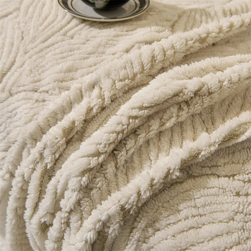 Sofa Towel with Full Coverage Ins Cream Style Plush Fleece Camping Blanket Sofa Cushion Cover Thick Warm Universal All Inclusive